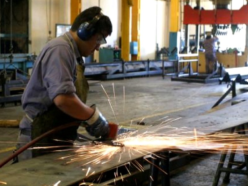 trabajo en tres de febrero